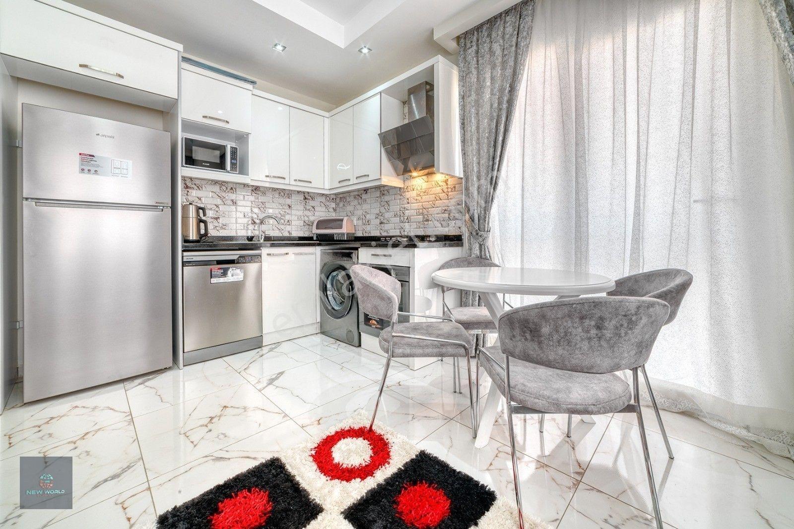 Alanya Merkez Sıfır Bina Full Eşyalı Satılık 1+1 — fotoğraf 4