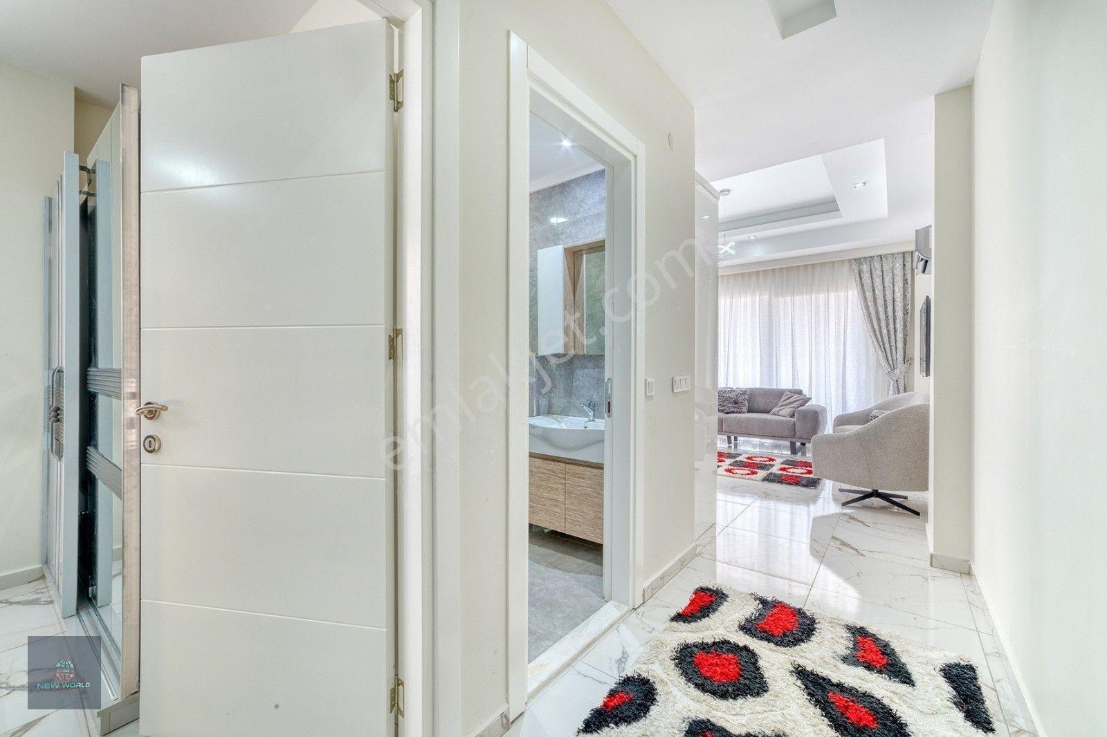 Alanya Merkez Sıfır Bina Full Eşyalı Satılık 1+1 — fotoğraf 10