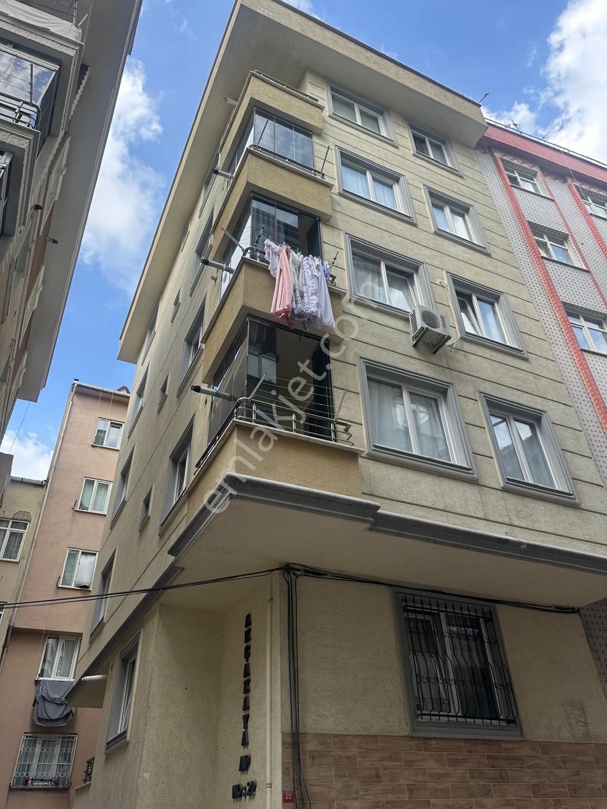 Yıldız Dan Hürriyette Kredili 2+1 Uygun Fiyatlı Ara Kat Acil