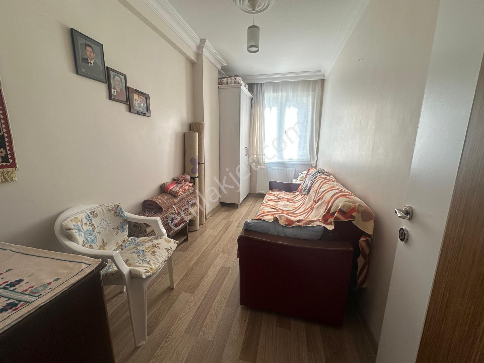 Yıldız Dan Hürriyette Kredili 2+1 Uygun Fiyatlı Ara Kat Acil — fotoğraf 9