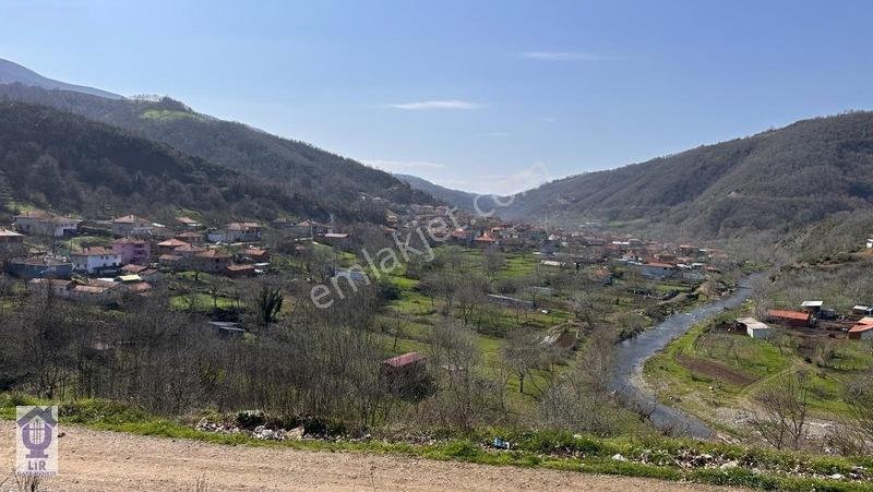 Lir Den Çanakkale Biga Yolindi De Satılık Müstakil 135M2 Bahçe