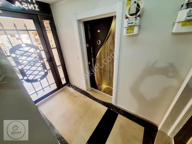 Buca Tınaztepe Kampüsü Yakınında Eşyalı 2+0 Daire — fotoğraf 16