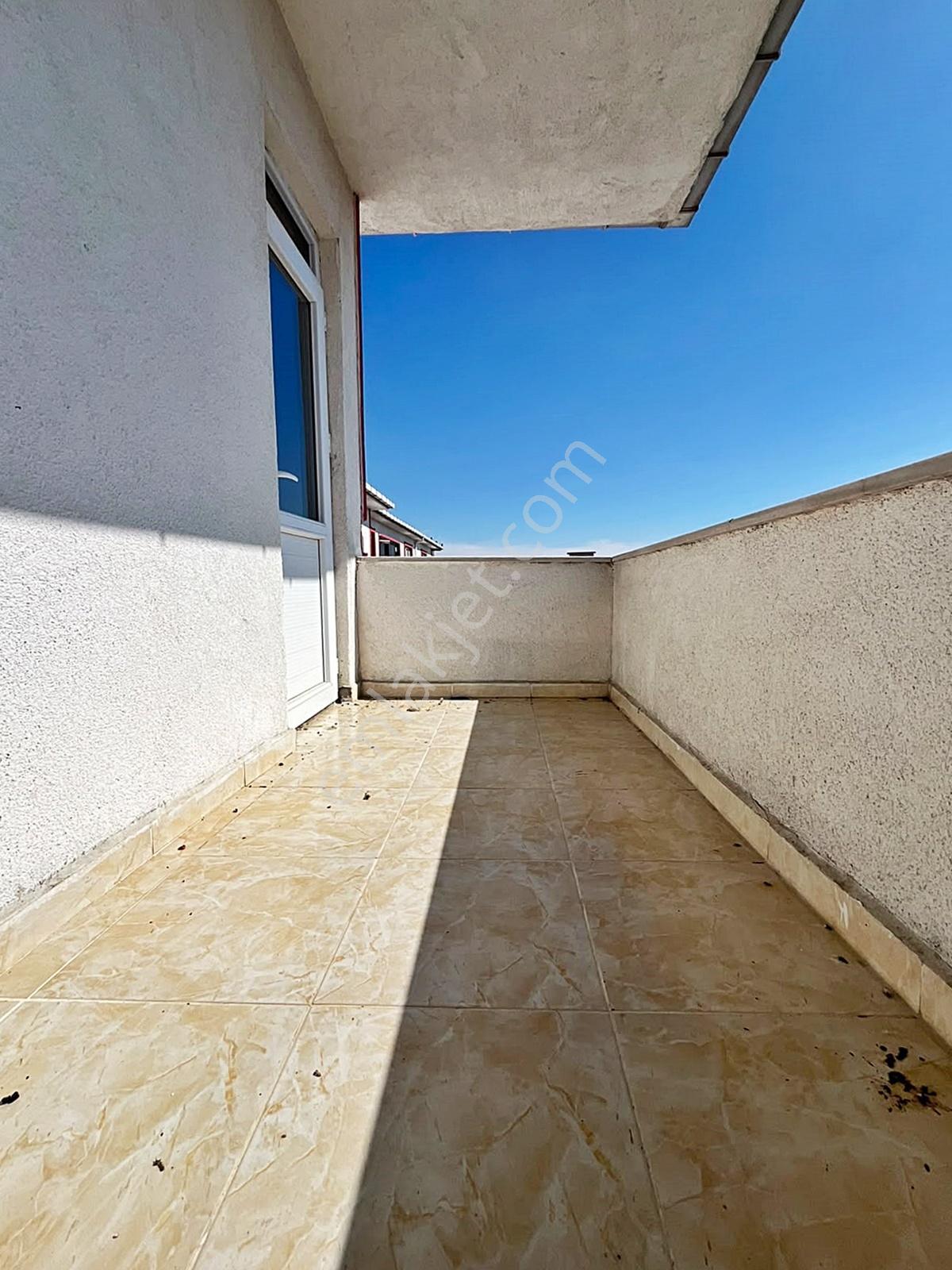 Az-er Yapıdan Cadde Üzeri Acil Satılık 2+1 Ön Cephe Fırsat Daire — fotoğraf 34