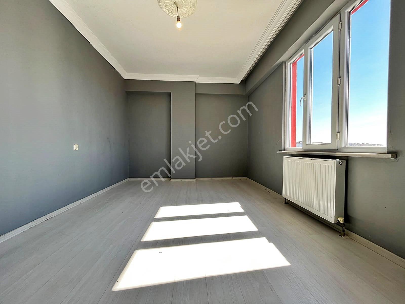 Az-er Yapıdan Cadde Üzeri Acil Satılık 2+1 Ön Cephe Fırsat Daire — fotoğraf 35
