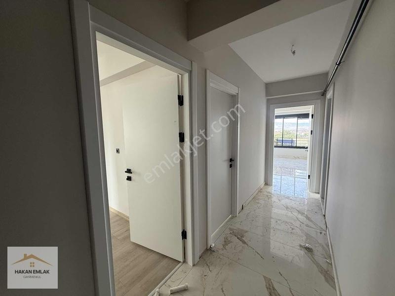 Hakan Emlaktan Kombi + Cam Balkon + Plise Perdeli 2+1 — fotoğraf 2