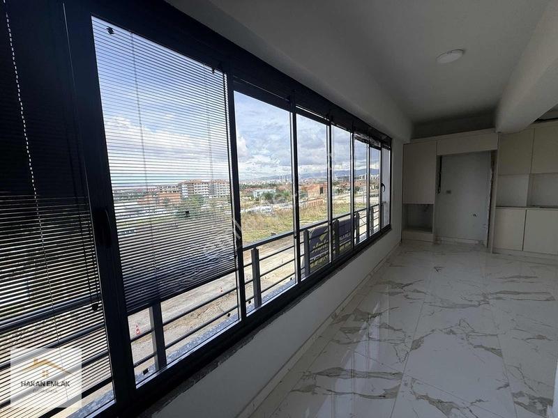 Hakan Emlaktan Kombi + Cam Balkon + Plise Perdeli 2+1 — fotoğraf 11