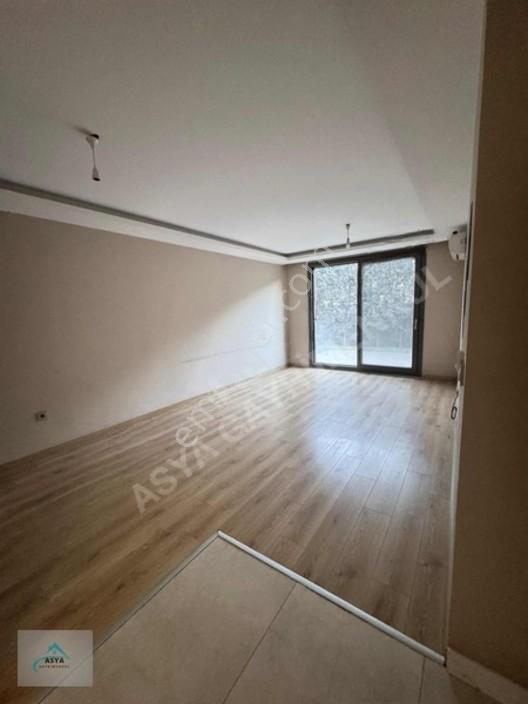 Büyükçekmece Mimar Sinada Satılık 2+1 Lüx Daire — fotoğraf 2