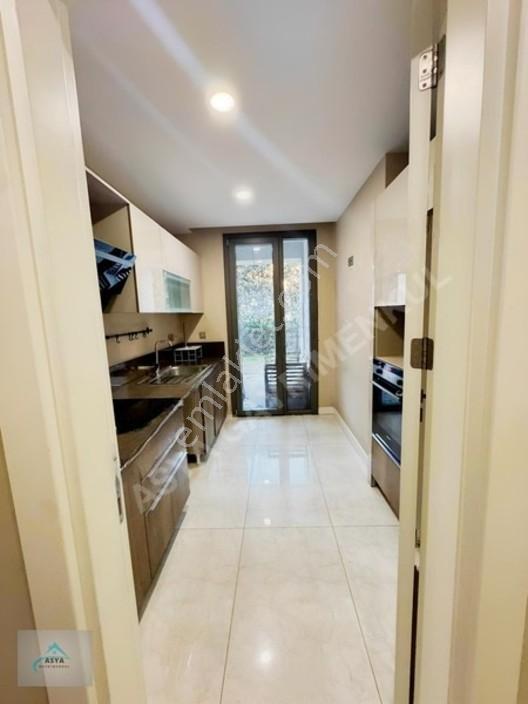 Büyükçekmece Mimar Sinada Satılık 2+1 Lüx Daire — fotoğraf 4