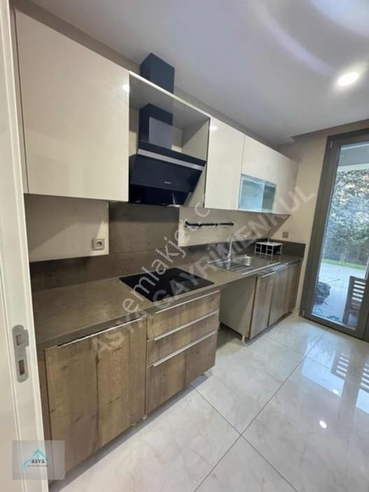 Büyükçekmece Mimar Sinada Satılık 2+1 Lüx Daire — fotoğraf 5