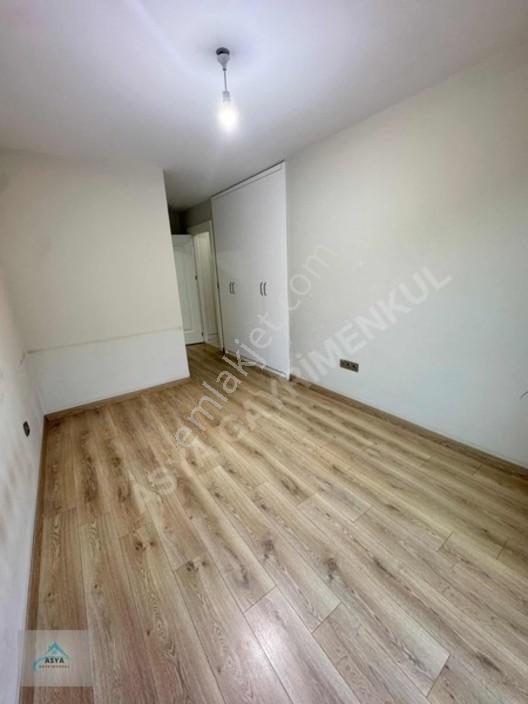 Büyükçekmece Mimar Sinada Satılık 2+1 Lüx Daire — fotoğraf 13
