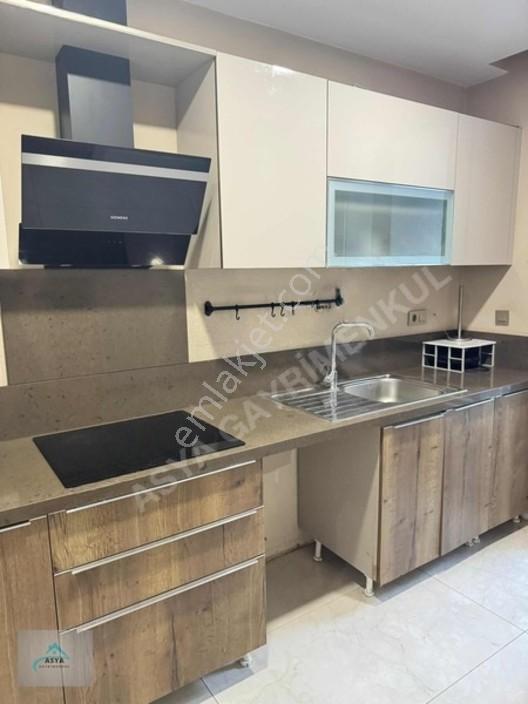 Büyükçekmece Mimar Sinada Satılık 2+1 Lüx Daire — fotoğraf 14