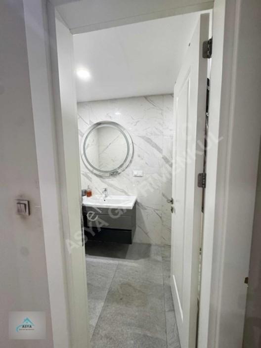 Büyükçekmece Mimar Sinada Satılık 2+1 Lüx Daire — fotoğraf 19