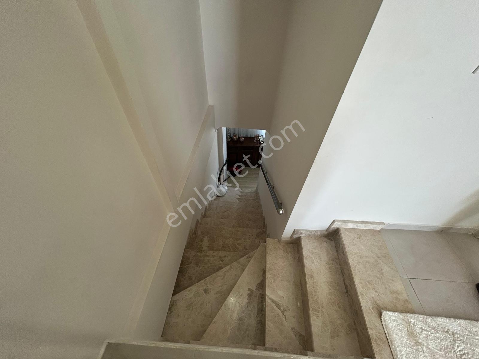 Dalaman Merkezde Satılık 2+1 Çatı Dubleks Daire — fotoğraf 12