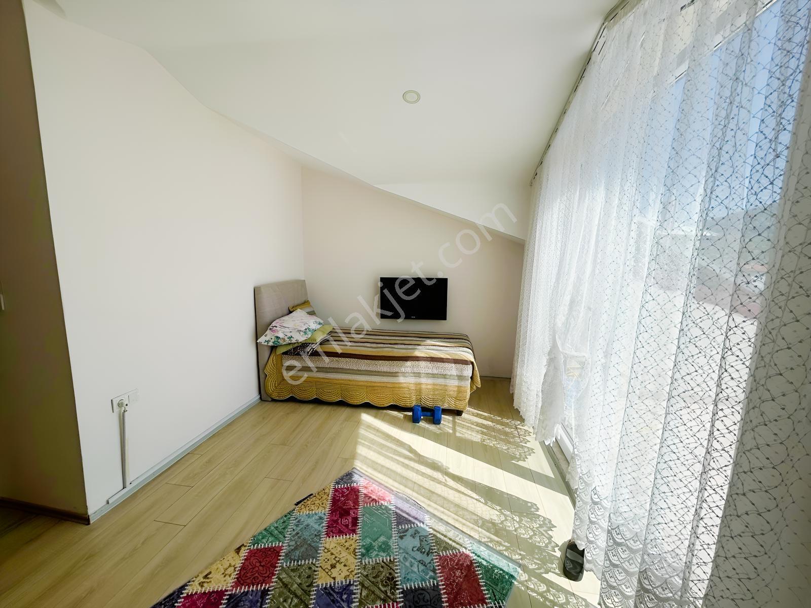 Dalaman Merkezde Satılık 2+1 Çatı Dubleks Daire — fotoğraf 13
