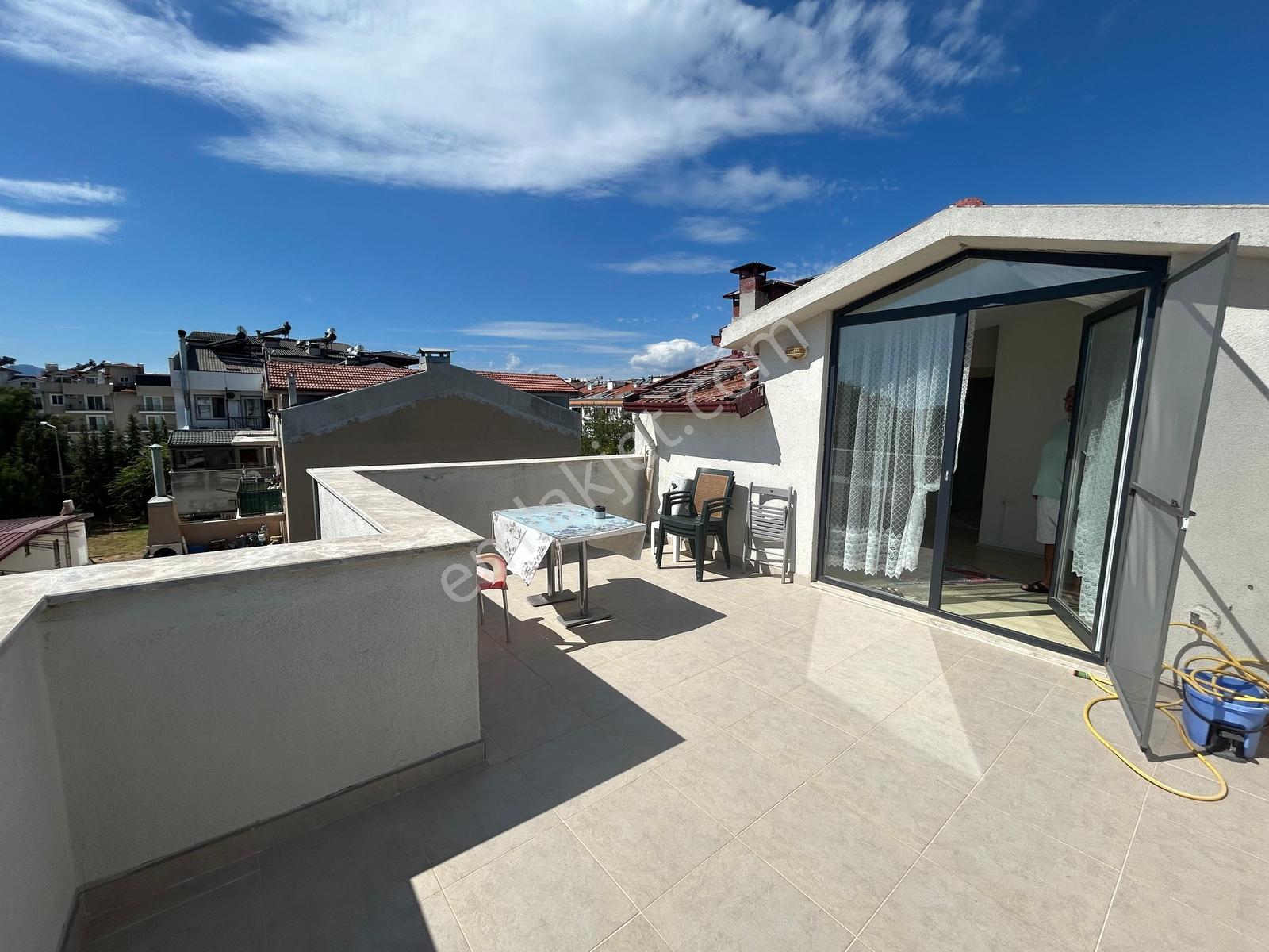 Dalaman Merkezde Satılık 2+1 Çatı Dubleks Daire — fotoğraf 18