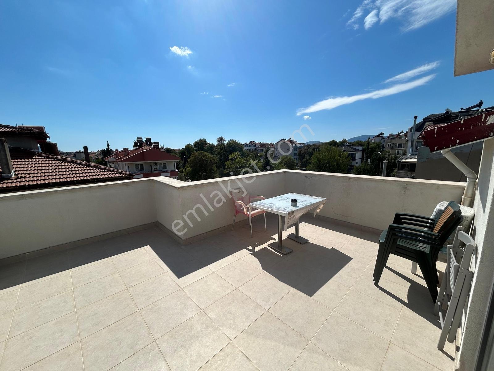 Dalaman Merkezde Satılık 2+1 Çatı Dubleks Daire — fotoğraf 19