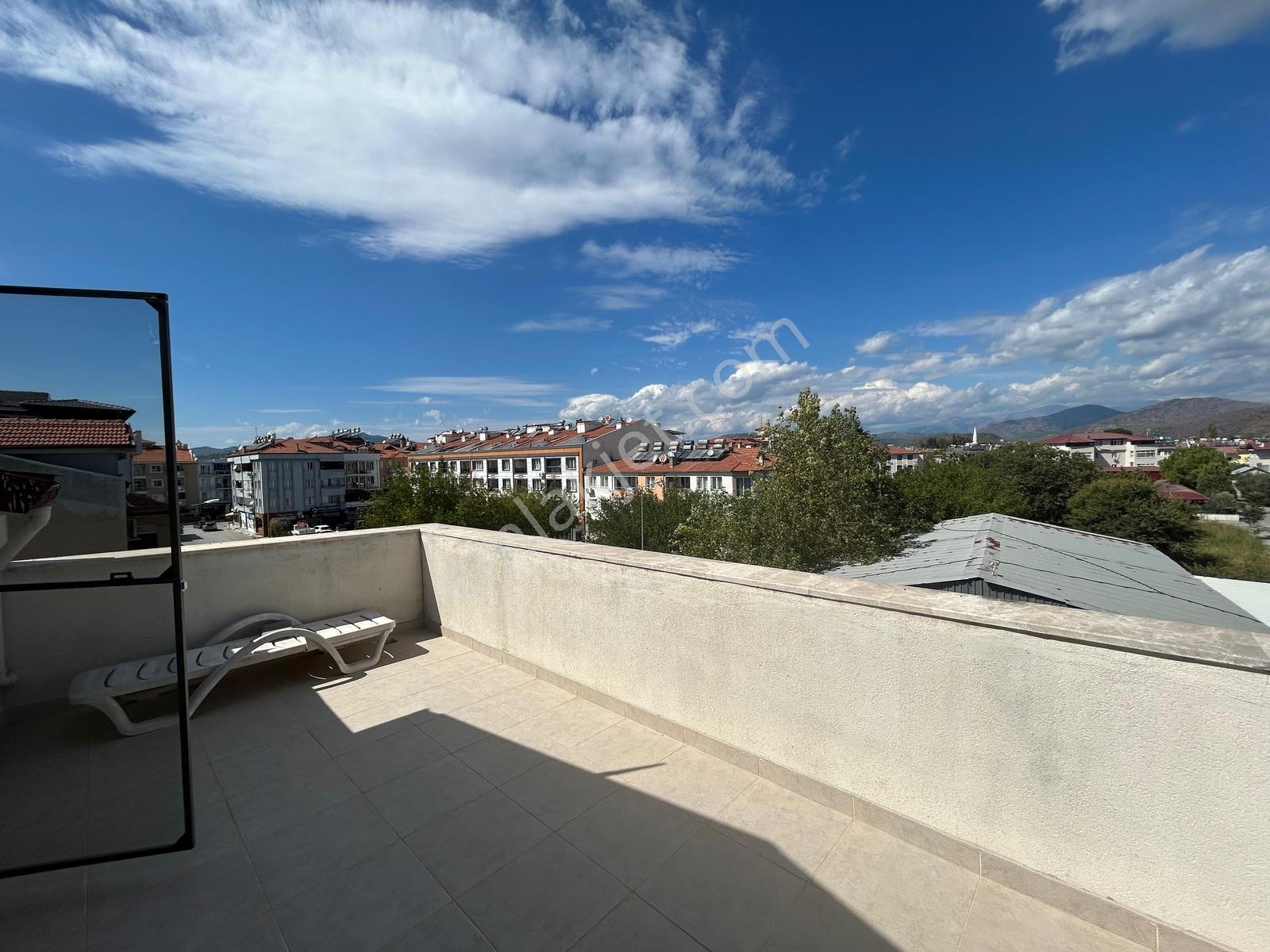 Dalaman Merkezde Satılık 2+1 Çatı Dubleks Daire — fotoğraf 20