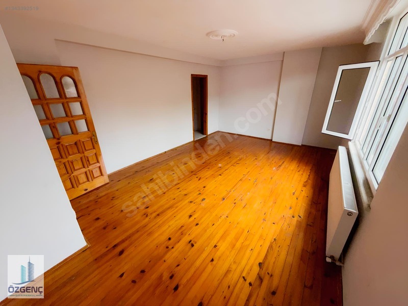 Ö Z G E N Ç'ten Sürmene Sahilde Satılık Manzaralı 4+1 Daire — fotoğraf 13