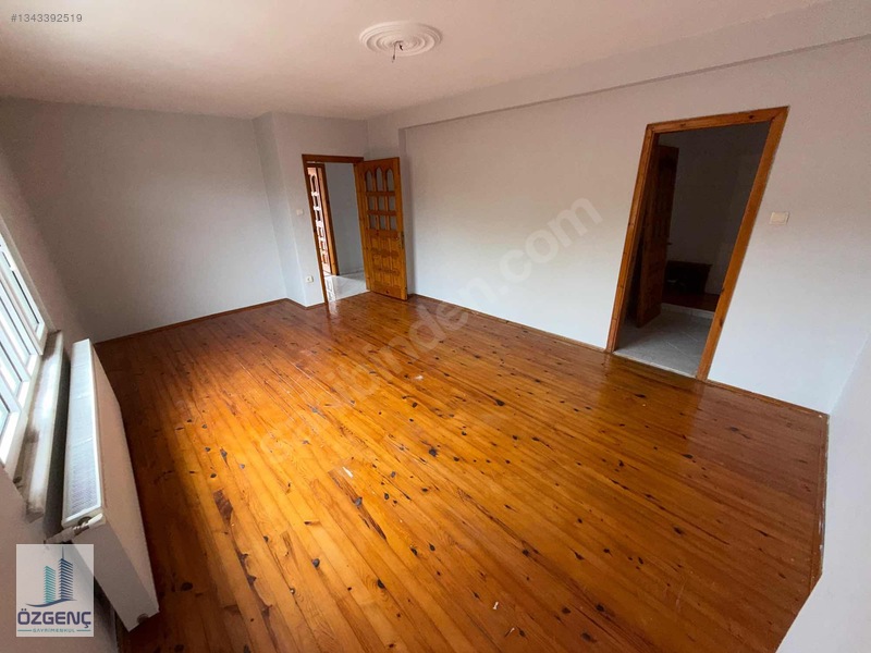 Ö Z G E N Ç'ten Sürmene Sahilde Satılık Manzaralı 4+1 Daire — fotoğraf 17