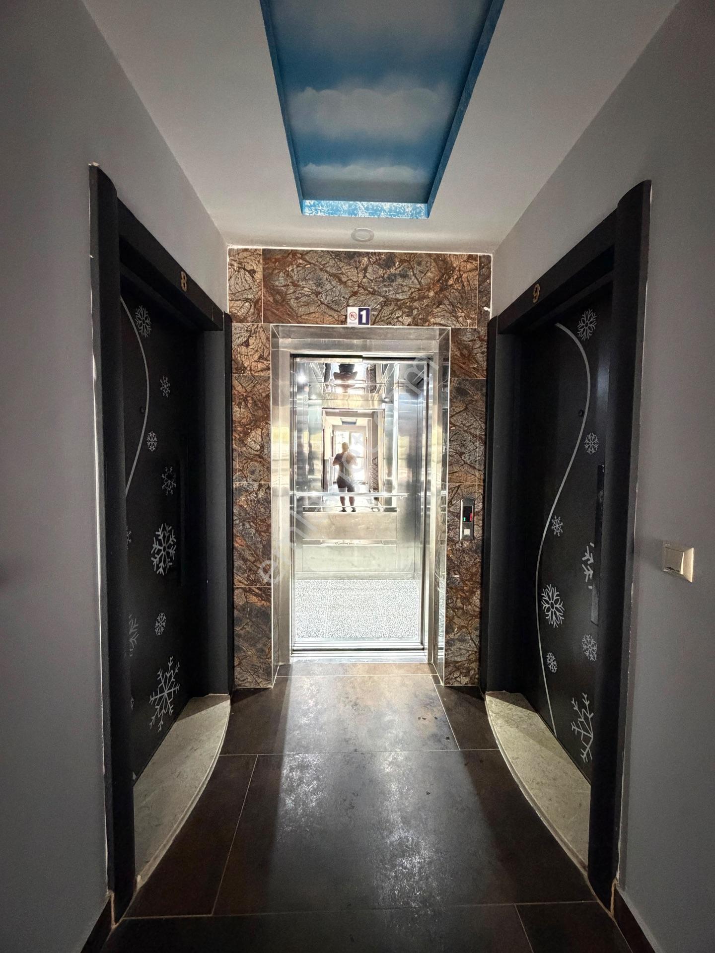 Kuşadası Davutlar Havuzlu Site İçerisinde 1+1 Eşyalı Daire — fotoğraf 18