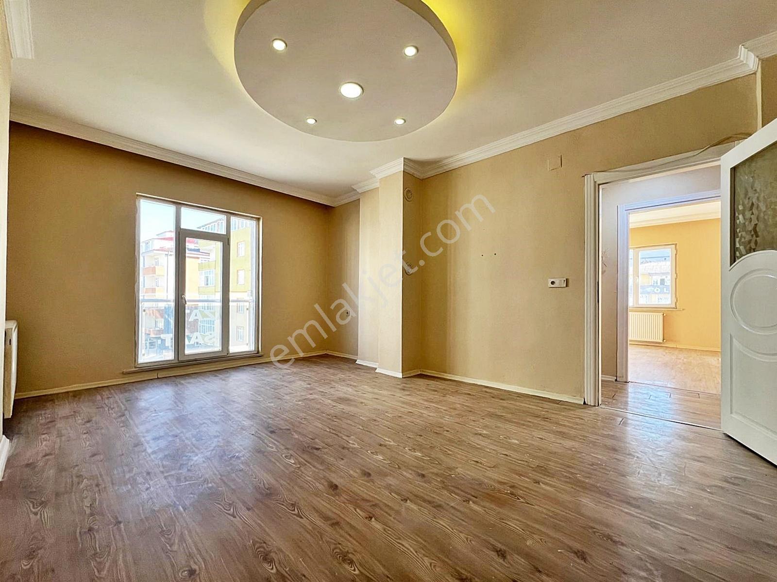 Azer Yapı'dan Cadde Üzeri İskanlı Kombili Satılık 3+1 Daire !!! — fotoğraf 26