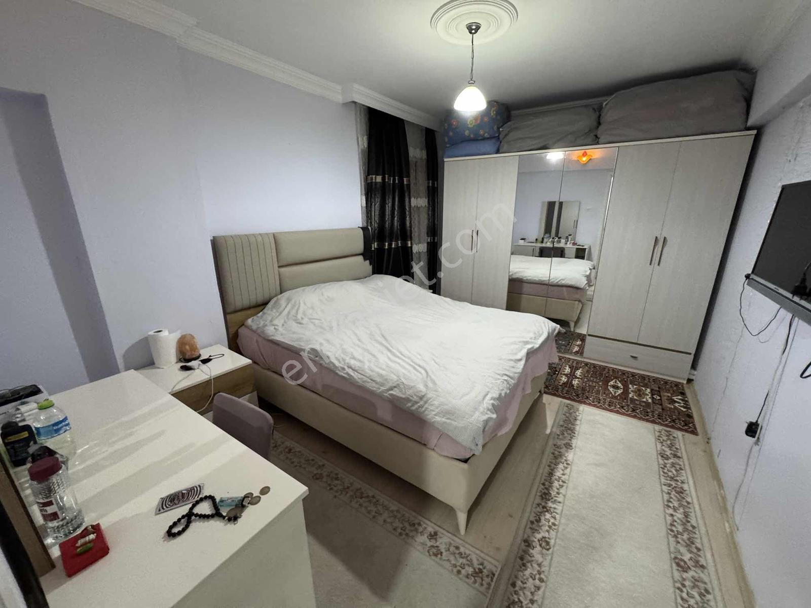 Erenler Hacıoğlu Mahallesinde Merkezi Konumda Satılık 3+1 Daire — fotoğraf 5