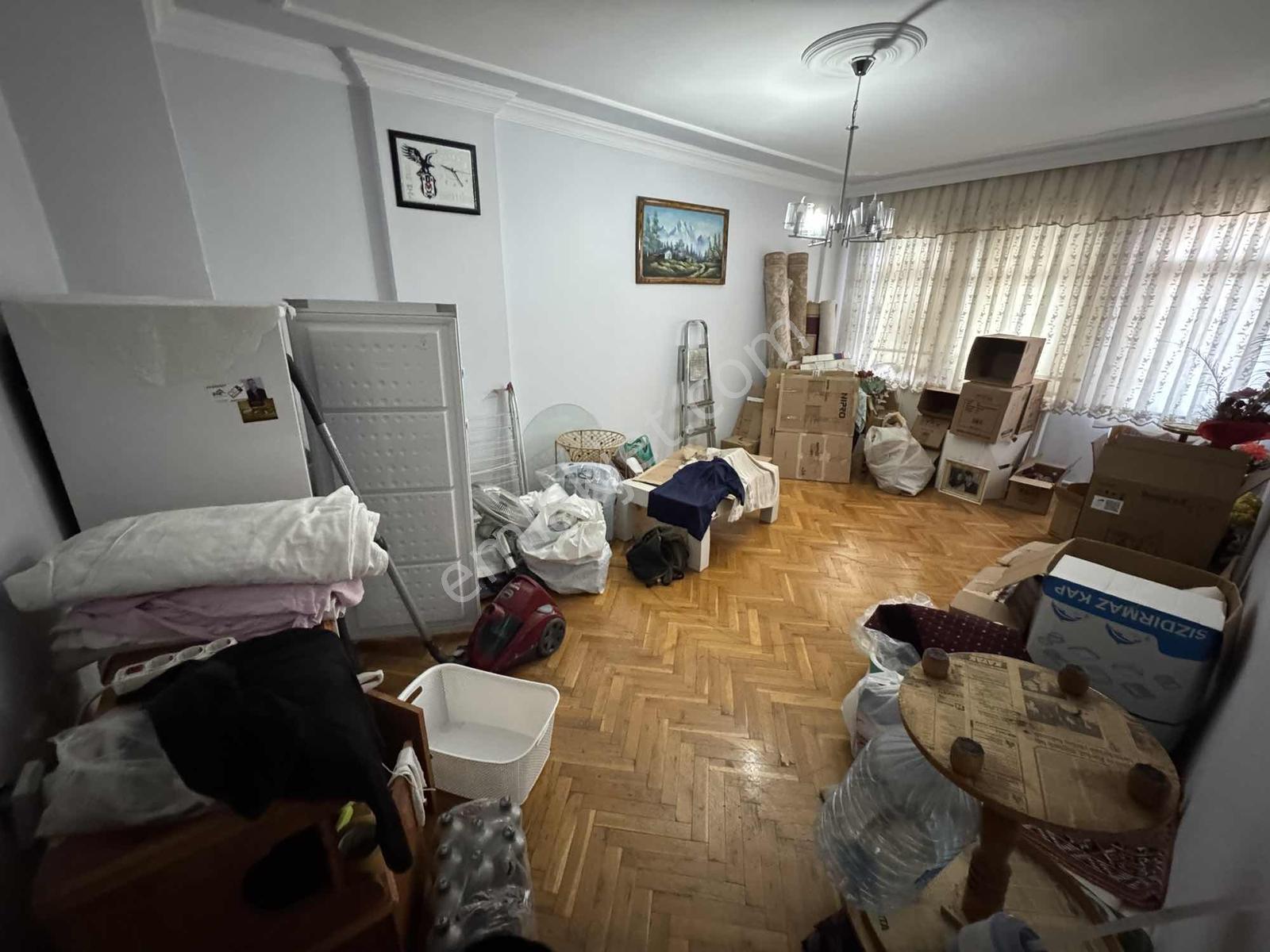 Erenler Hacıoğlu Mahallesinde Merkezi Konumda Satılık 3+1 Daire — fotoğraf 6