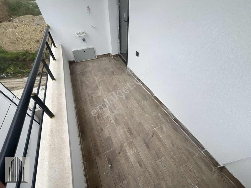 Körfez'de Tramvaya Yakın, 2.000.000tl Krediye Uygun 1+1 Daireler — fotoğraf 11