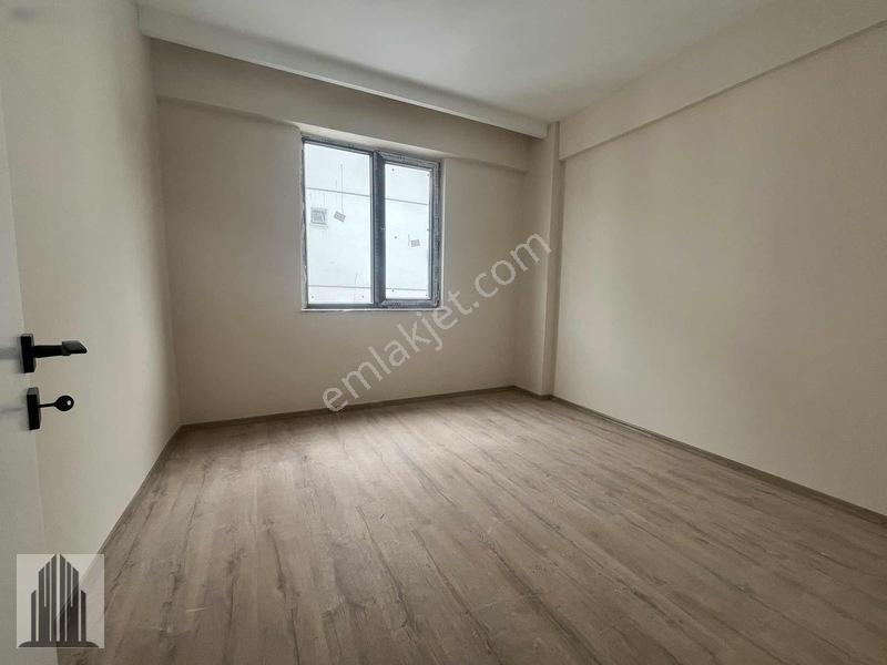 Körfez'de Tramvaya Yakın, 2.000.000tl Krediye Uygun 1+1 Daireler — fotoğraf 17