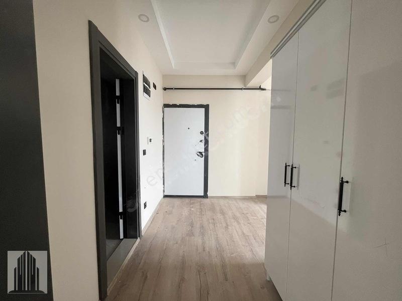 Körfez'de Tramvaya Yakın, 2.000.000tl Krediye Uygun 1+1 Daireler — fotoğraf 24