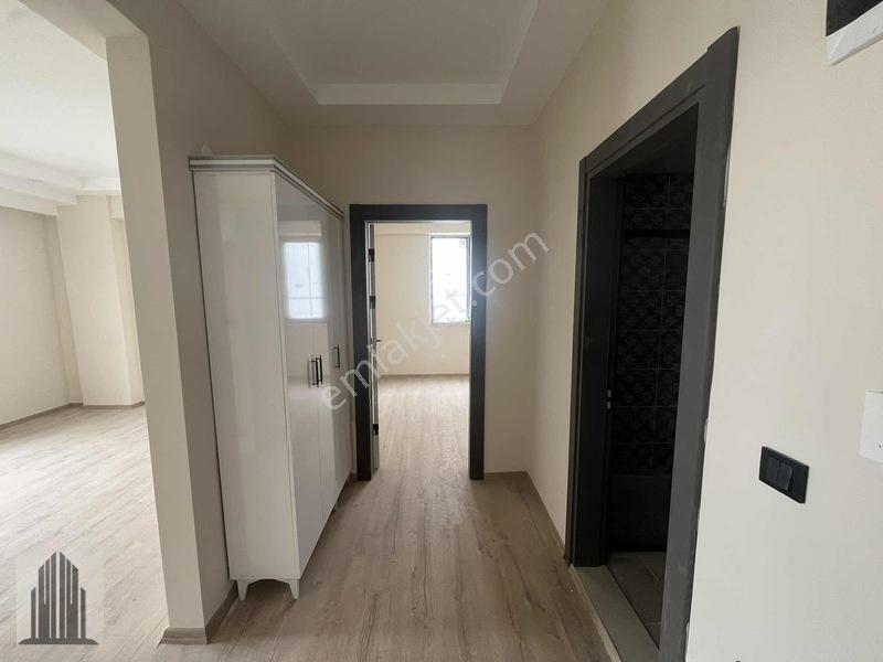 Körfez'de Tramvaya Yakın, 2.000.000tl Krediye Uygun 1+1 Daireler — fotoğraf 25