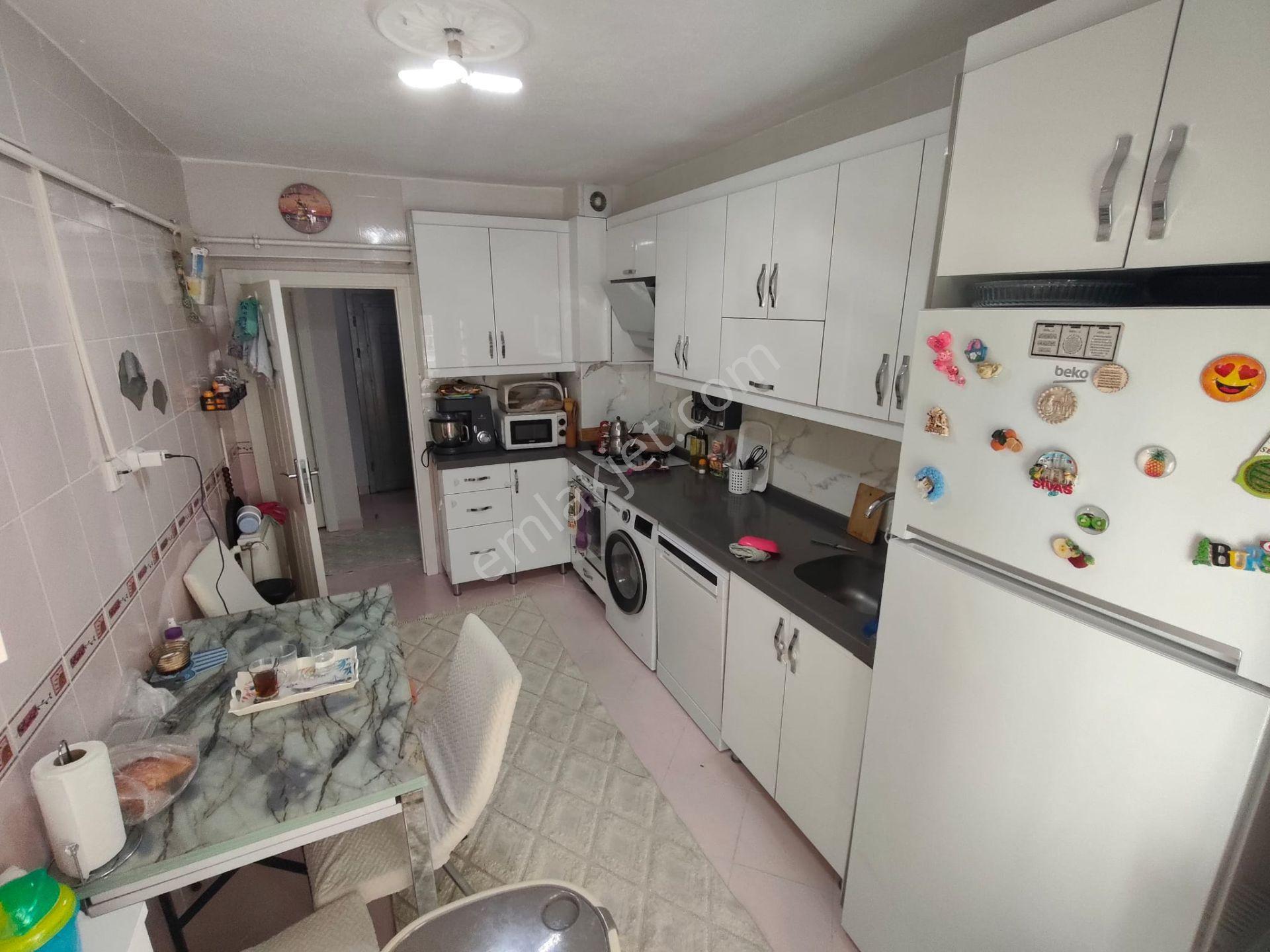 Yılmaz Gayrimenkul Den Pınarbaşı Mh Caddeüzeri 3+1 Arakat Öncephe Asansörlü Kök Tapu 5.249 Pazarlık — fotoğraf 23