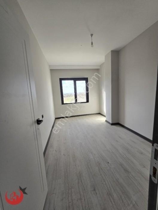 Çerkezköy Tepede 1+1 Butik Sitede 45m2 Fırsat Daire — fotoğraf 2