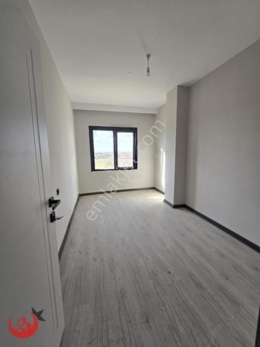 Çerkezköy Tepede 1+1 Butik Sitede 45m2 Fırsat Daire — fotoğraf 3
