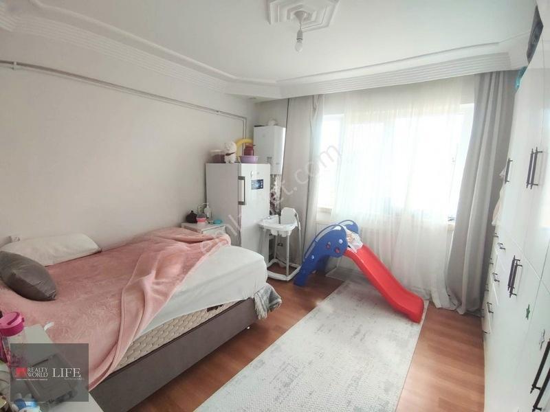 Rw Lıfe // Kurtuluş Mah. Bakımlı Satılık 2+1 Daire — fotoğraf 15