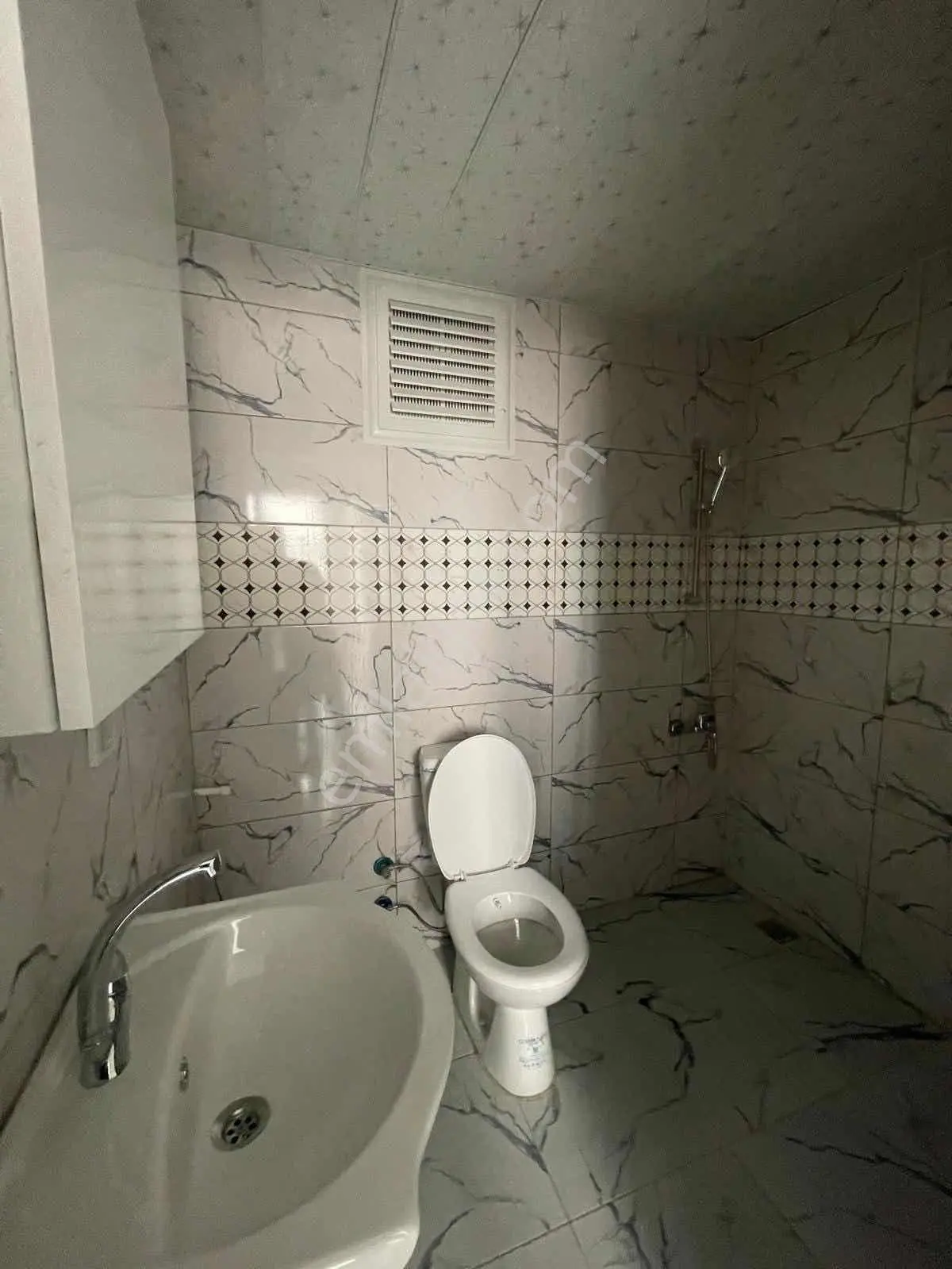 Sofudede'de Az Katlı Sıte Icerısınde Genıs Acık M Utfak 3+1 — fotoğraf 29