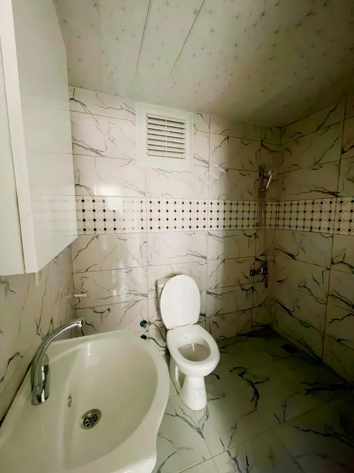 Sofudede'de Az Katlı Sıte Icerısınde Genıs Acık M Utfak 3+1 — fotoğraf 30