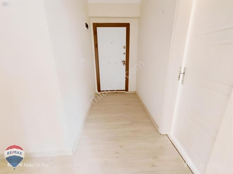 Remax Mavi'den Çarşı Merkeze Yakın 3+1 Çift Balkonlu Geniş Daire — fotoğraf 8