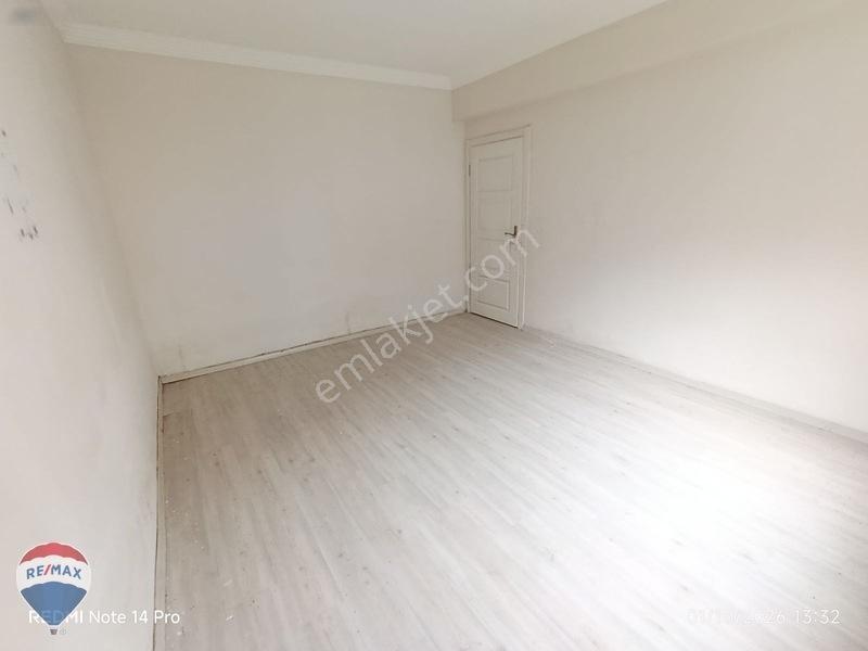 Remax Mavi'den Çarşı Merkeze Yakın 3+1 Çift Balkonlu Geniş Daire — fotoğraf 14