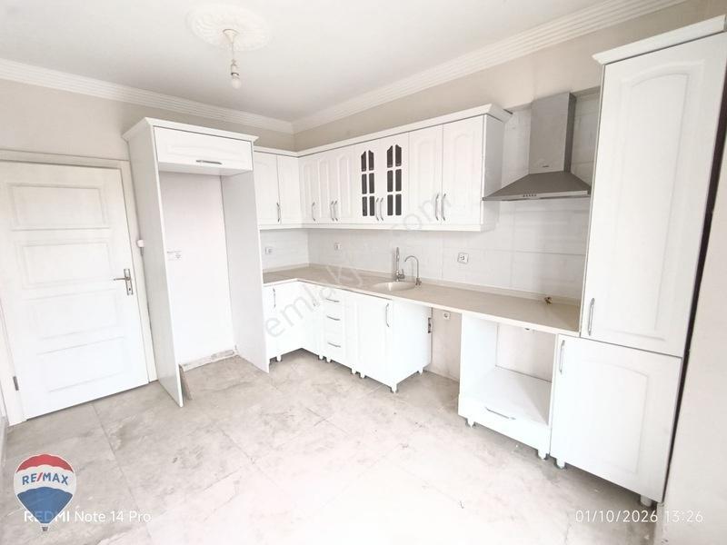 Remax Mavi'den Çarşı Merkeze Yakın 3+1 Çift Balkonlu Geniş Daire — fotoğraf 24