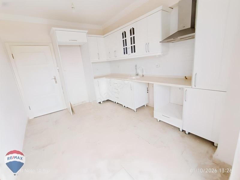 Remax Mavi'den Çarşı Merkeze Yakın 3+1 Çift Balkonlu Geniş Daire — fotoğraf 25