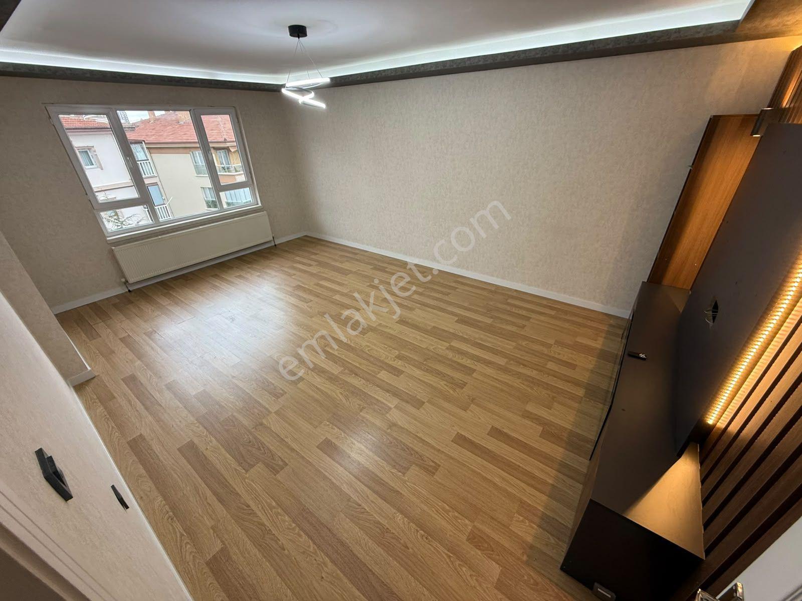 Yayla Son Durak ! 3+1 Full Yapılı 130m2 Net İskan+asansör Fırsat — fotoğraf 4