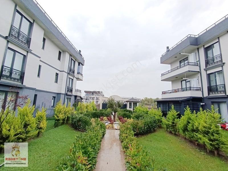 Havuzlu Site İçerisinde Cam Balkonlu Ara Kat Satılık Daire — fotoğraf 4
