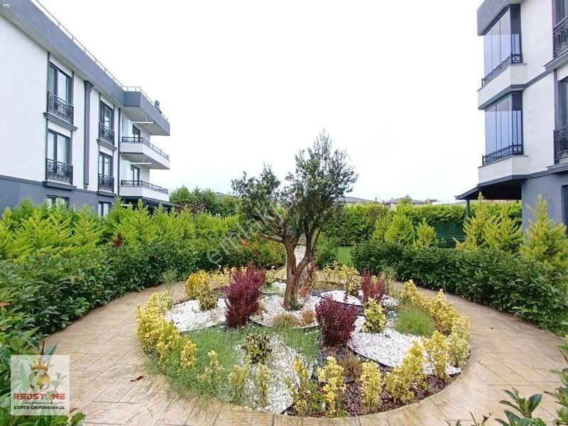 Havuzlu Site İçerisinde Cam Balkonlu Ara Kat Satılık Daire — fotoğraf 5