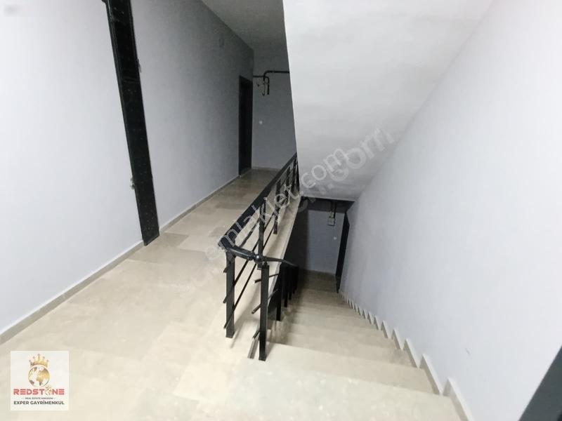 Havuzlu Site İçerisinde Cam Balkonlu Ara Kat Satılık Daire — fotoğraf 16
