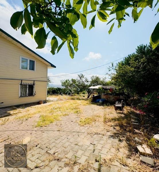 Büyükçekmece Türkoba'da Satılık 5+1 Villa, 150m², Geniş Bahçeli — fotoğraf 2