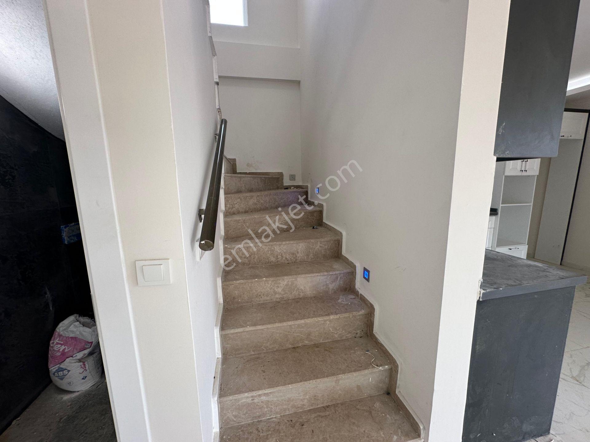 İzmir Seferihisar Doğanbey De Satılık 3+1 Villa — fotoğraf 23