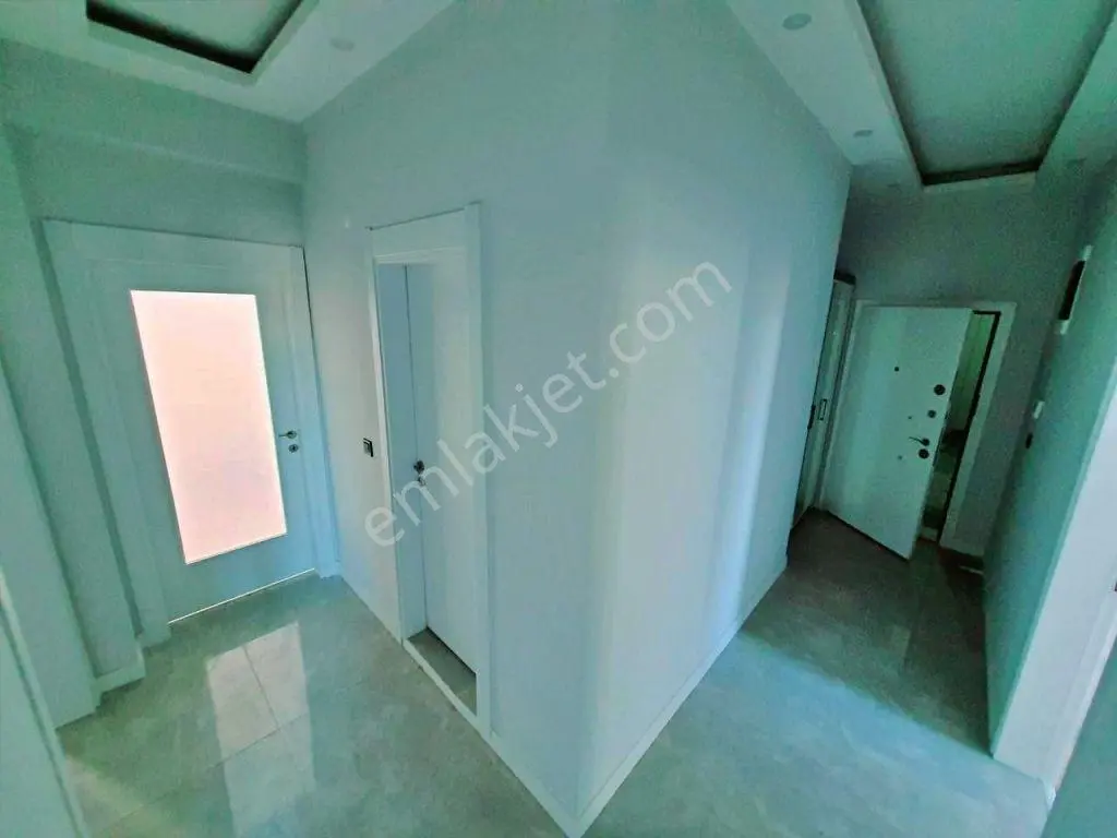 Uytun'dan Akçay Yasa Avm Yürüme Mesafesinde Arakat Sıfır 1+1 — fotoğraf 9