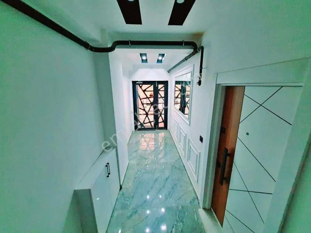 Uytun'dan Akçay Yasa Avm Yürüme Mesafesinde Arakat Sıfır 1+1 — fotoğraf 12