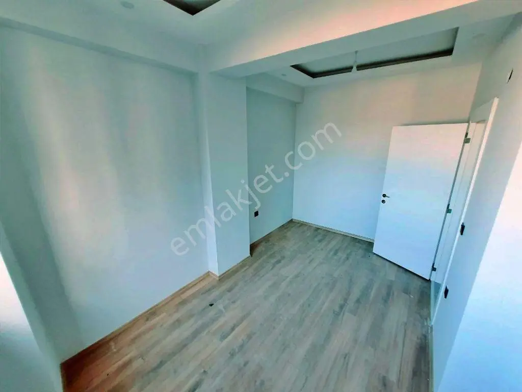 Uytun'dan Akçay Yasa Avm Yürüme Mesafesinde Arakat Sıfır 1+1 — fotoğraf 33